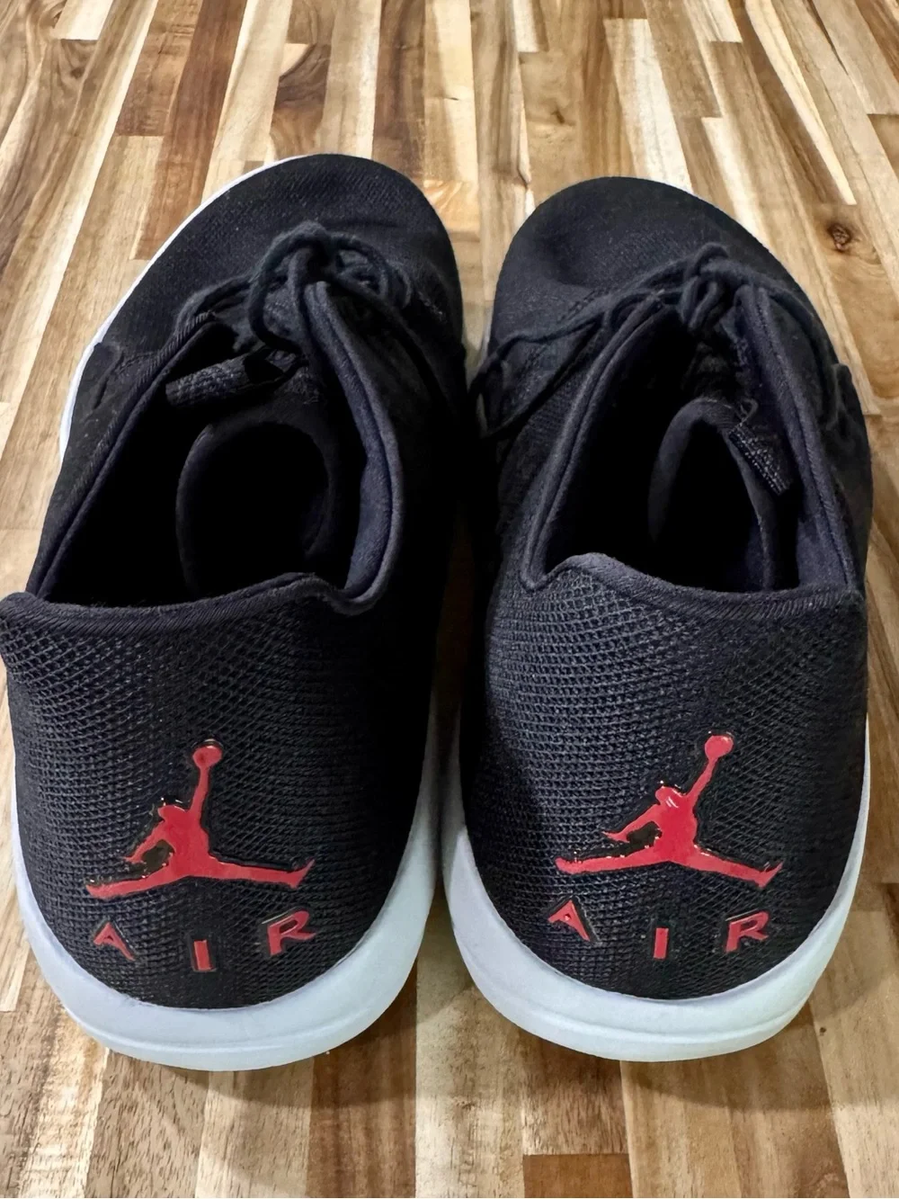 Jordan sleek low